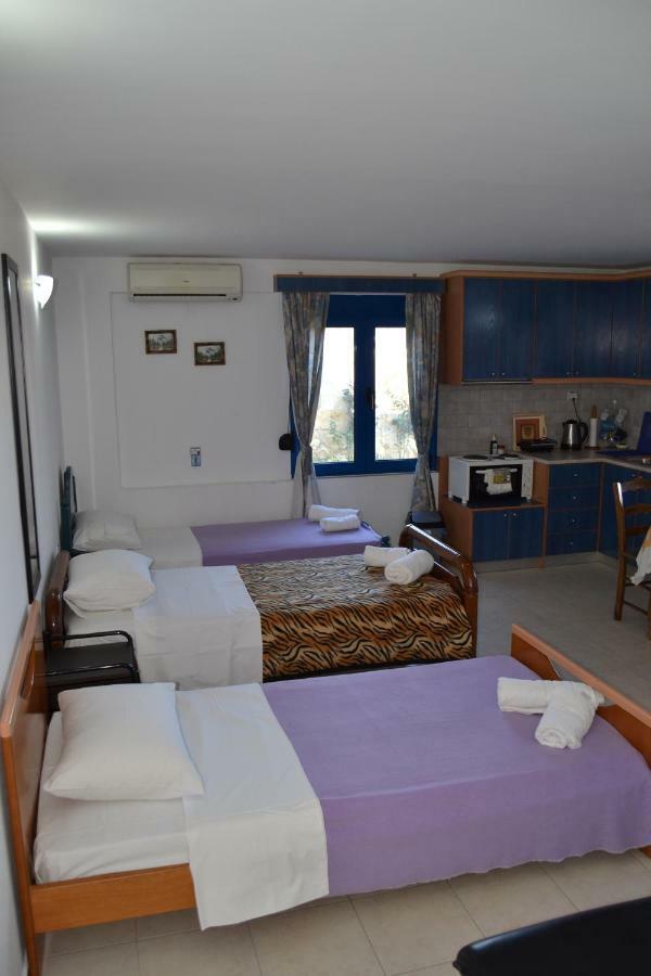 Sofia Apartment Léntas Esterno foto